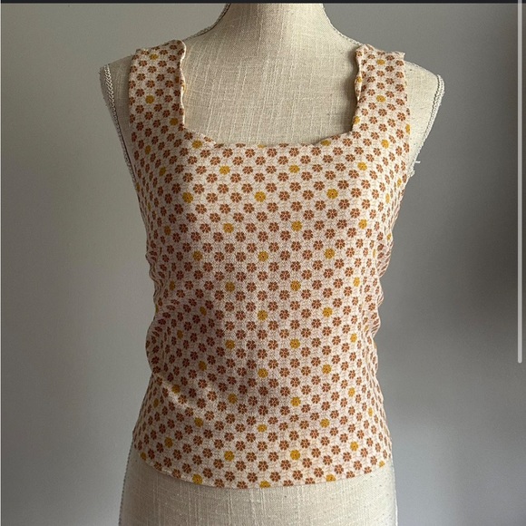 Scalloped Square Neck Retro Y2K Style Floral Dot Tank - Size Large - Picture 1 of 13